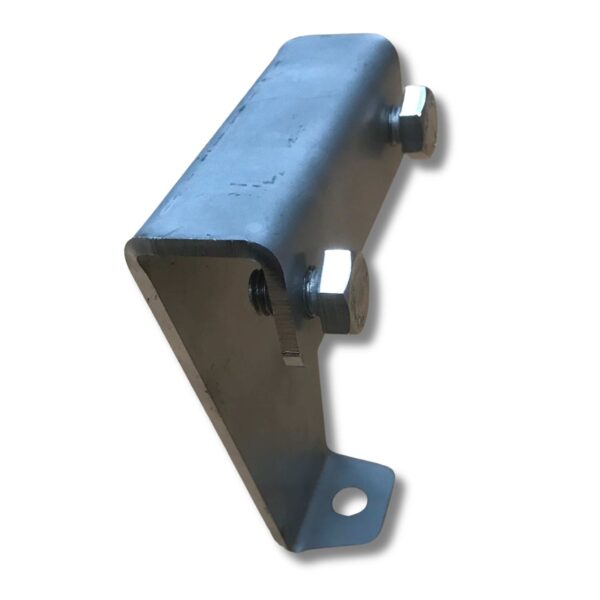 Strut brackets for infrared heaters